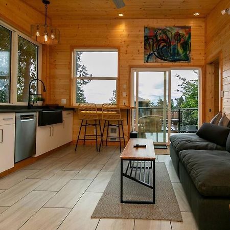 1-Bedroom Knotty Pine Cabin W Sauna & Jacuzzi سووك المظهر الخارجي الصورة