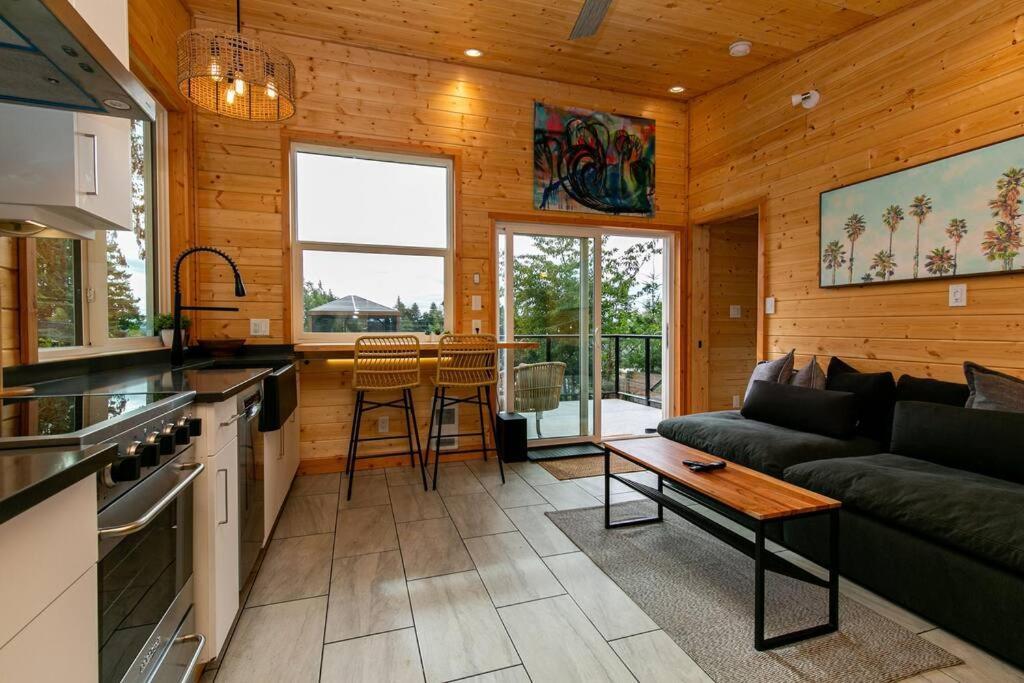 1-Bedroom Knotty Pine Cabin W Sauna & Jacuzzi سووك المظهر الخارجي الصورة