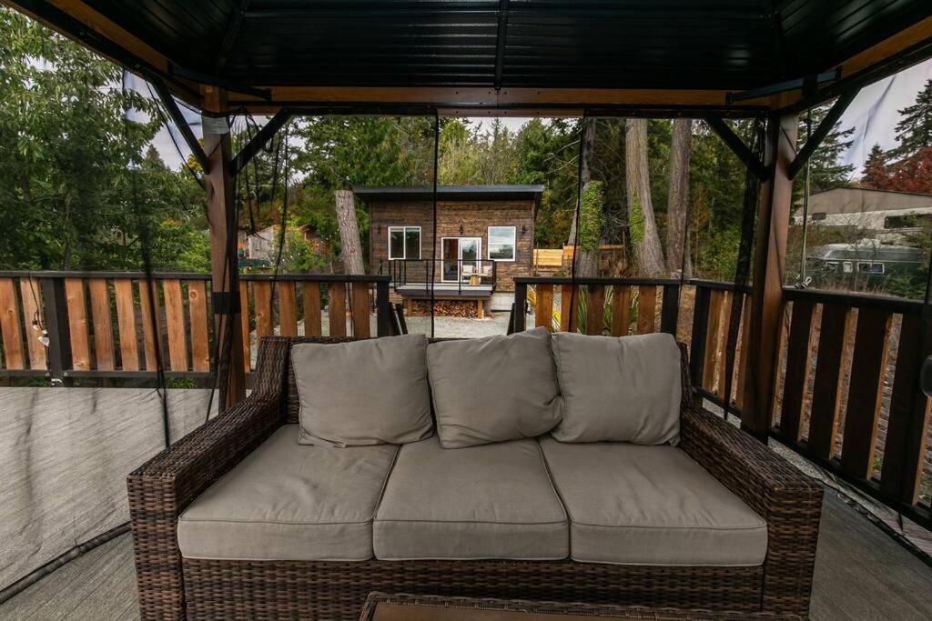 1-Bedroom Knotty Pine Cabin W Sauna & Jacuzzi سووك المظهر الخارجي الصورة